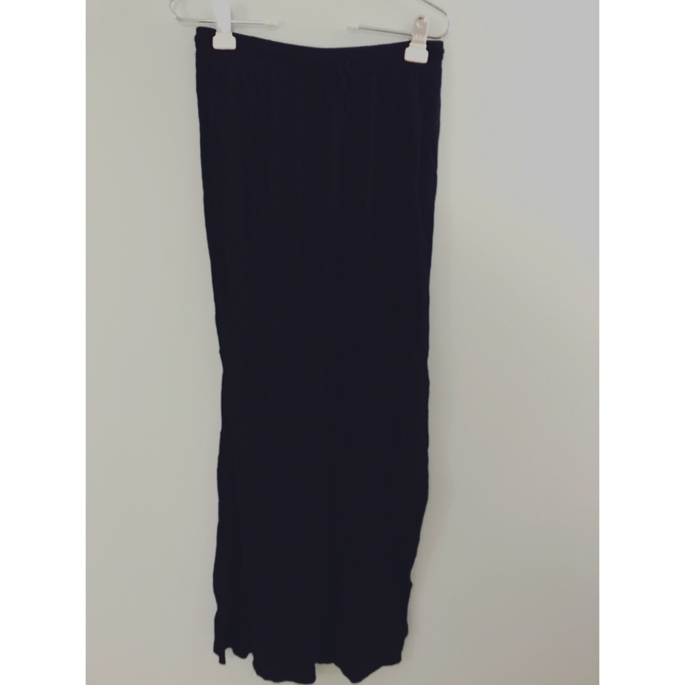 Long black skirt